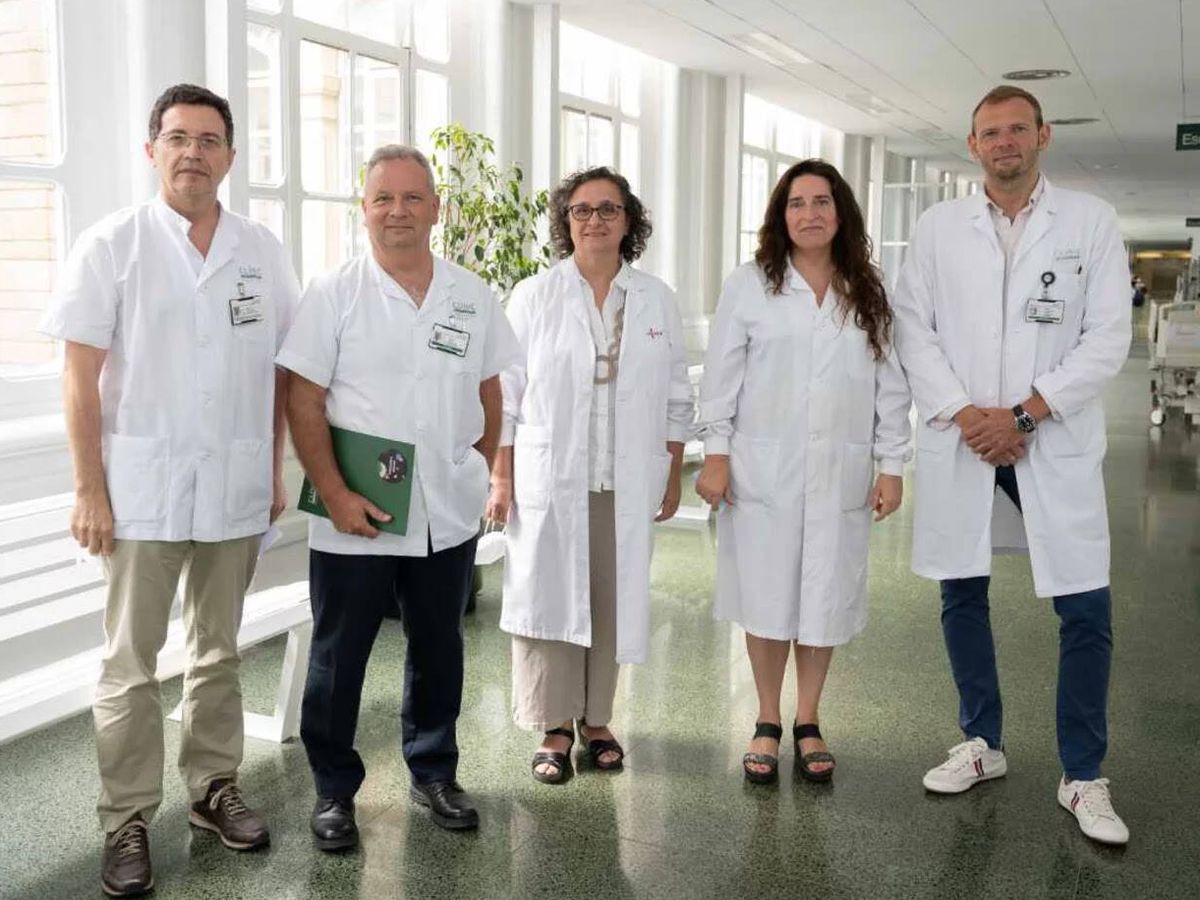 Foto: Josep Maria Nicolás, Josep Mallolas, Sonsoles Sánchez-Palomino, Núria Climent y Juan Ambrosioni, del equipo investigador. (Foto: Hospital Clinic)