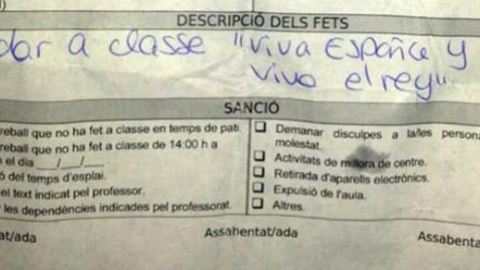 Foto: Fotografía de la nota enviada por la profesora al alumno. (Crónica Balear)