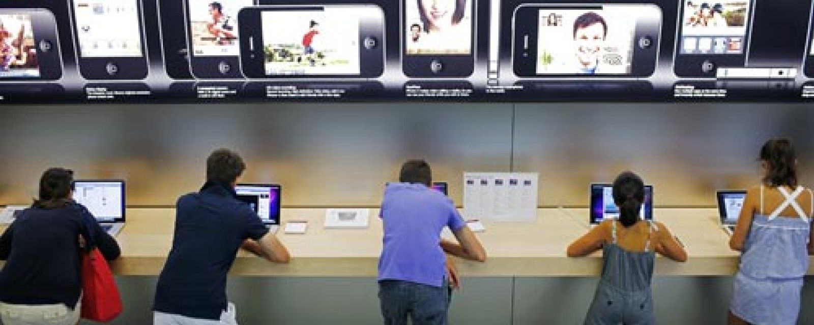 Foto: Apple también se lanza al pago por móvil en sus tiendas