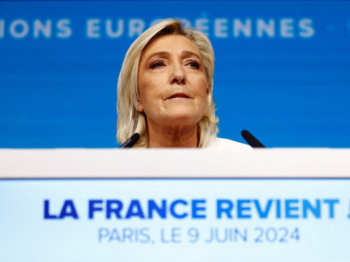 Foto: La presidenta de Agrupación Nacional, Marine le Pen. (Reuters/Sarah Meyssonnier)