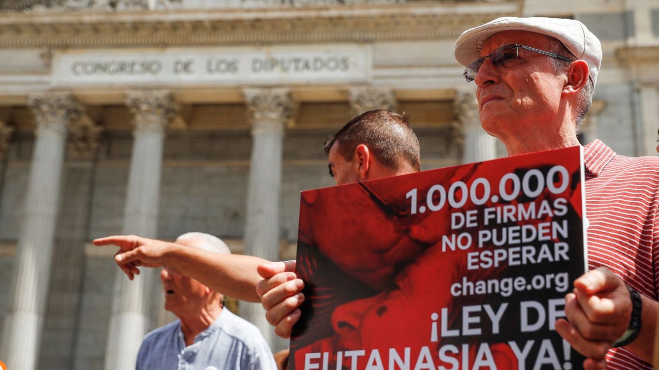 Ley de eutanasia, luz verde en el Congreso: ¿qué opinan los españoles sobre ella? 