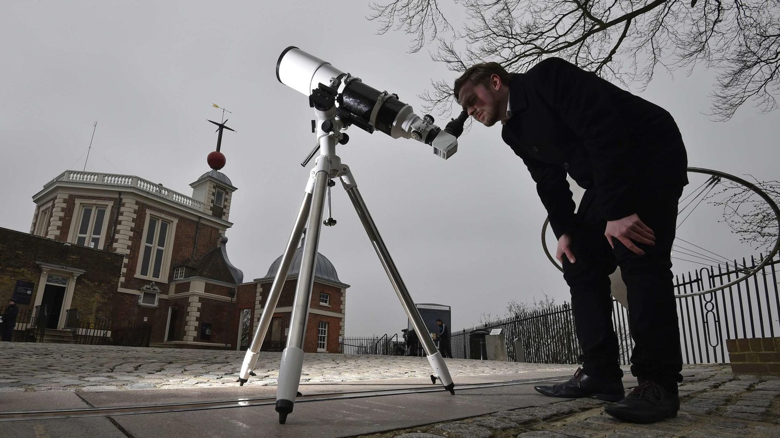 Foto: Aviones espía, satélites norcoreanos... cualquier objeto que orbita la Tierra es visible con un telescopio. (Reuters)