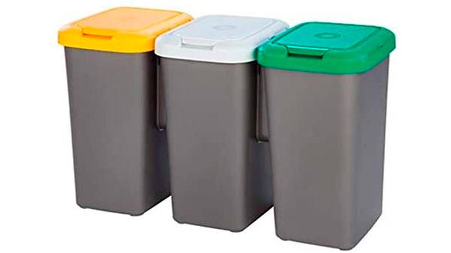 rebaja el set de 4 cubos apilables que ocupan menos espacio y con  los que reciclar es más fácil