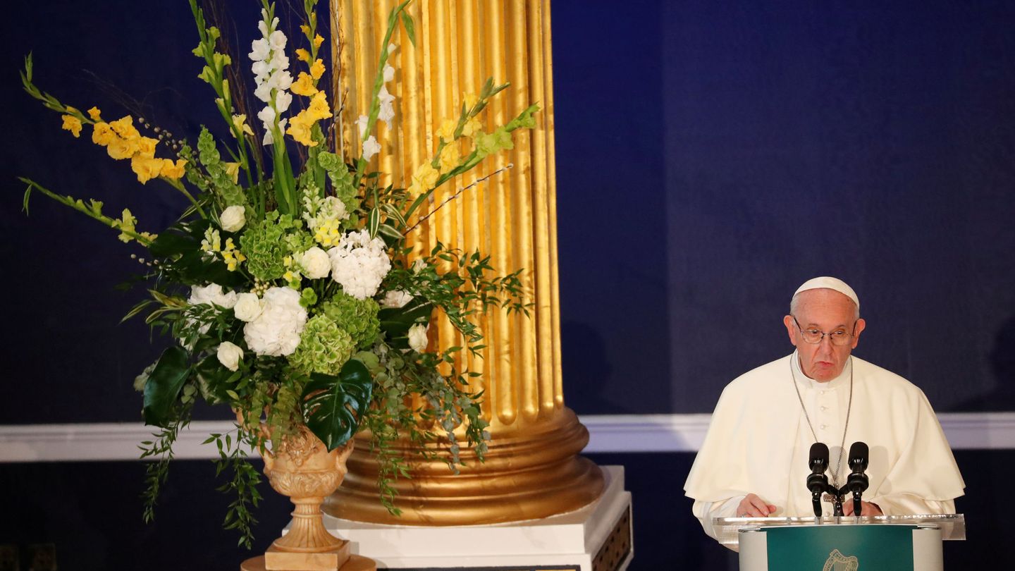 El Papa durante su discurso en el Castillo de Dublín. (Reuters)