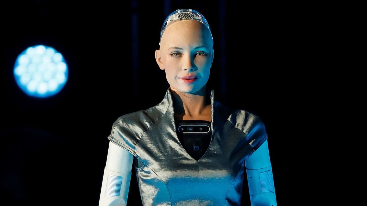 Robot humanoide que funciona con inteligencia artificial (EFE/José Méndez)