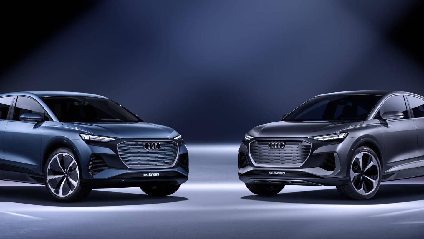 El Audi Q4 y su variante Sportback, a la derecha, llegarán al mercado en 2021. 