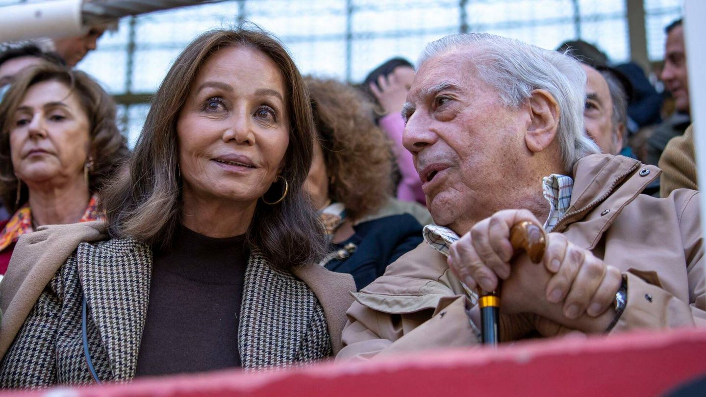 Isabel Preysler y Mario Vargas Llosa, en una imagen de archivo. (EFE)