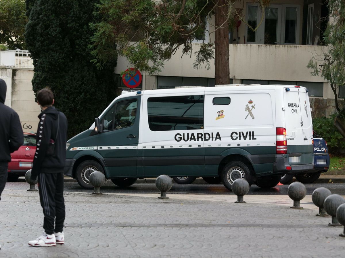 Foto: Un furgón de la Guardia Civil. (Europa Press/Carlos Castro)