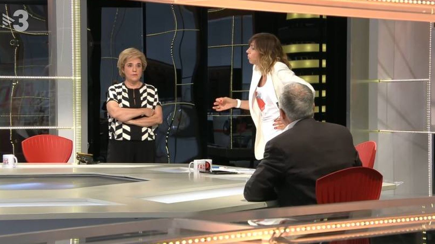 Rahola amenazando con abandonar 'Preguntes Freqüents'. (TV3).