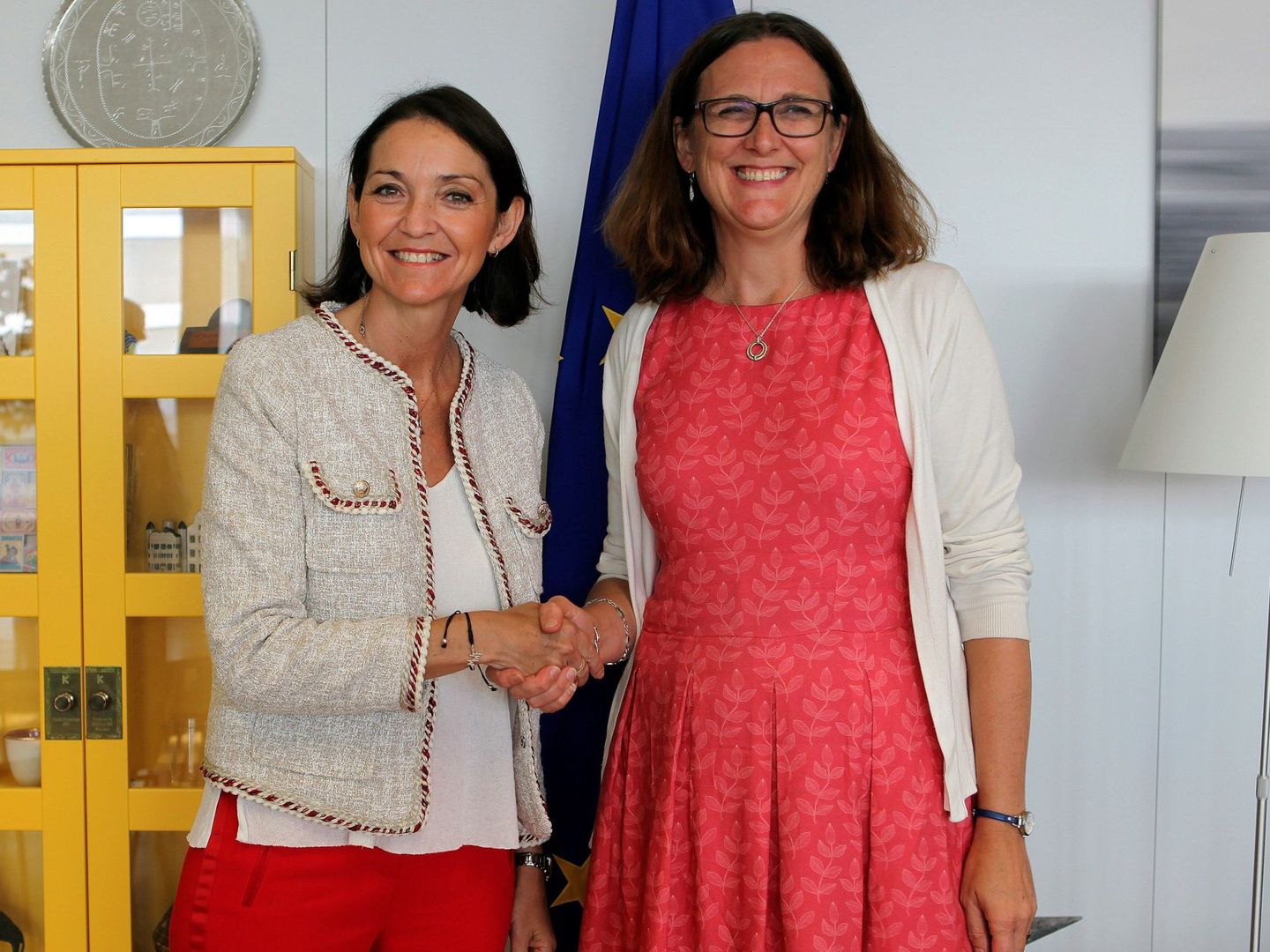 Maroto, en su reunión con la comisaria europea de Comercio, Cecilia Malmström. (EFE)