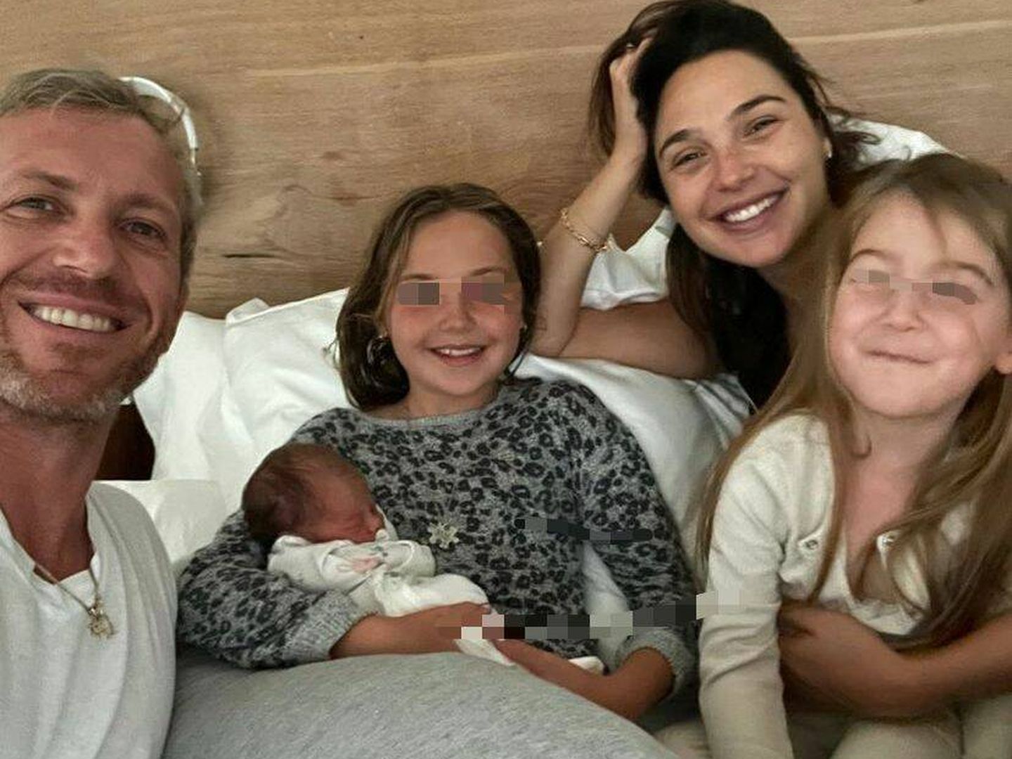 La feliz familia de la actriz. (Instagram @gal_gadot)