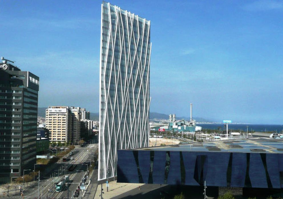 Foto: Torre Telefónica (RudolfSimon, Wikimedia Commons)