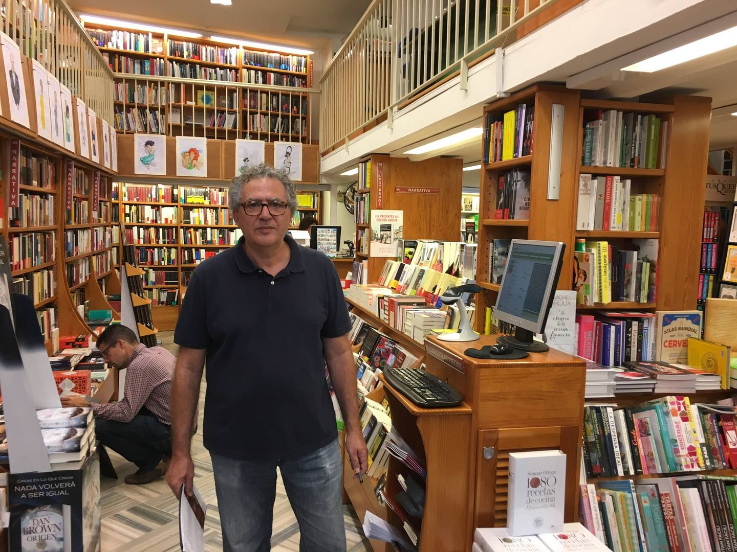 Juan Manuel Cruz, dueño de la librería Rayuela (Agustín Rivera).