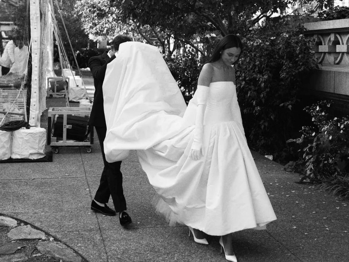 Foto: Un vestido de novia con escote palabra de honor. (Samm Blake)