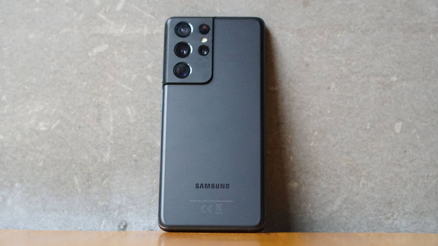 Samsung Galaxy S21 Ultra. Foto: M. Mcloughlin.