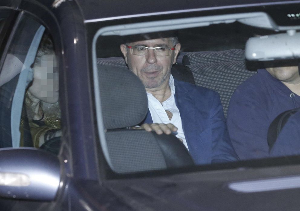 Foto: El exsecretario general del PP de Madrid, Francisco Granados, a su salida del juzgado (EFE)