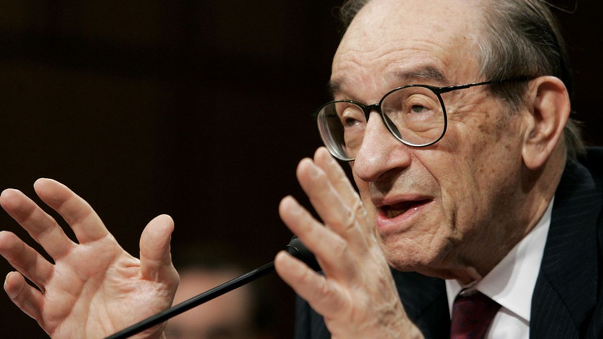 Greenspan cree que las finanzas son "la única forma" de contrarrestar a Putin