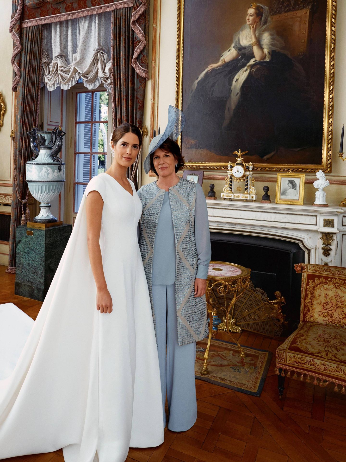 Sofía Palazuelo y su madre, Sofía Barroso, el día de su boda. (Getty)