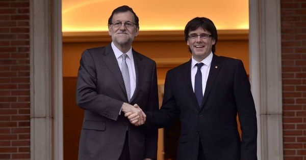 Foto: Rajoy y Puigdemont, durante su última visita a Moncloa. (EFE)