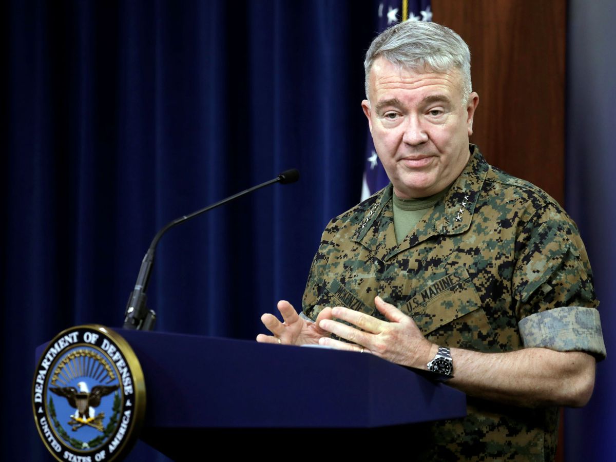 Foto: El general Kenneth McKenzie, en una rueda sobre los ataques contra tropas de EEUU en Irak. (Reuters)