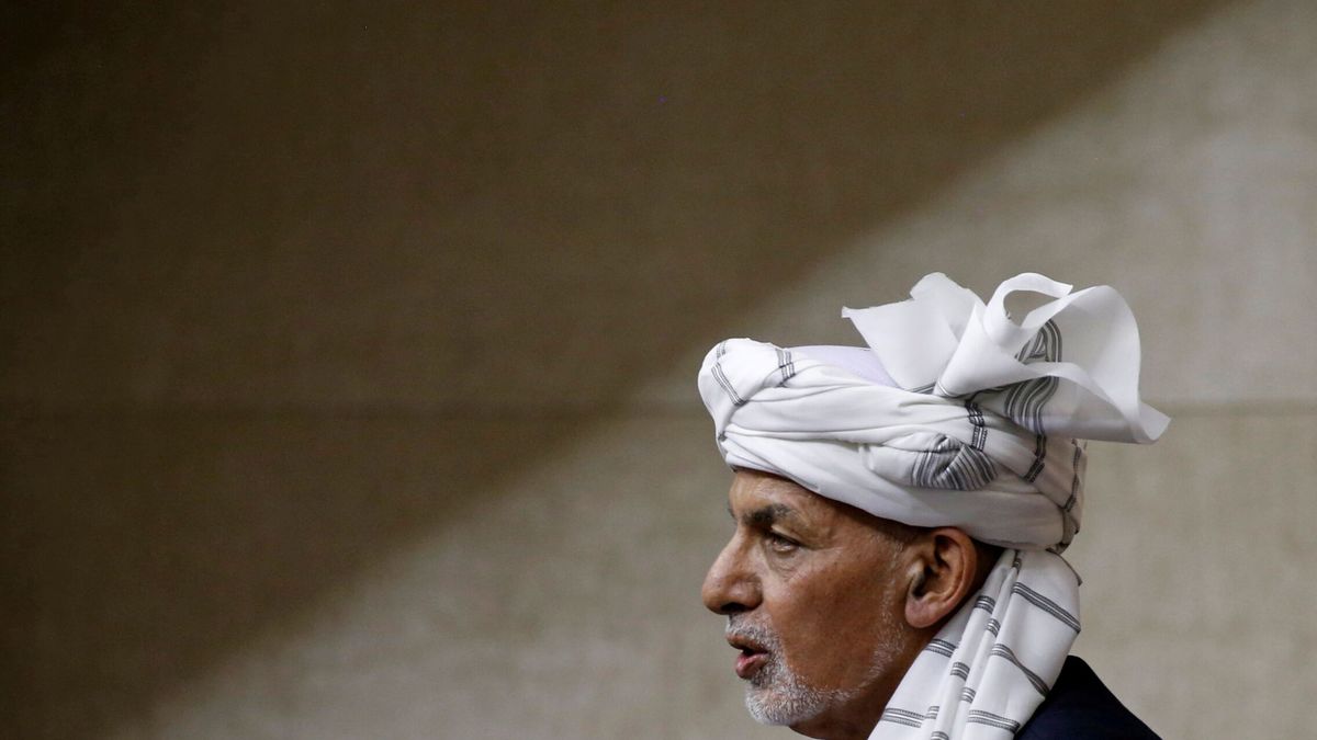 El presidente afgano, Ashraf Ghani, acogido en Emiratos por "razones humanitarias"