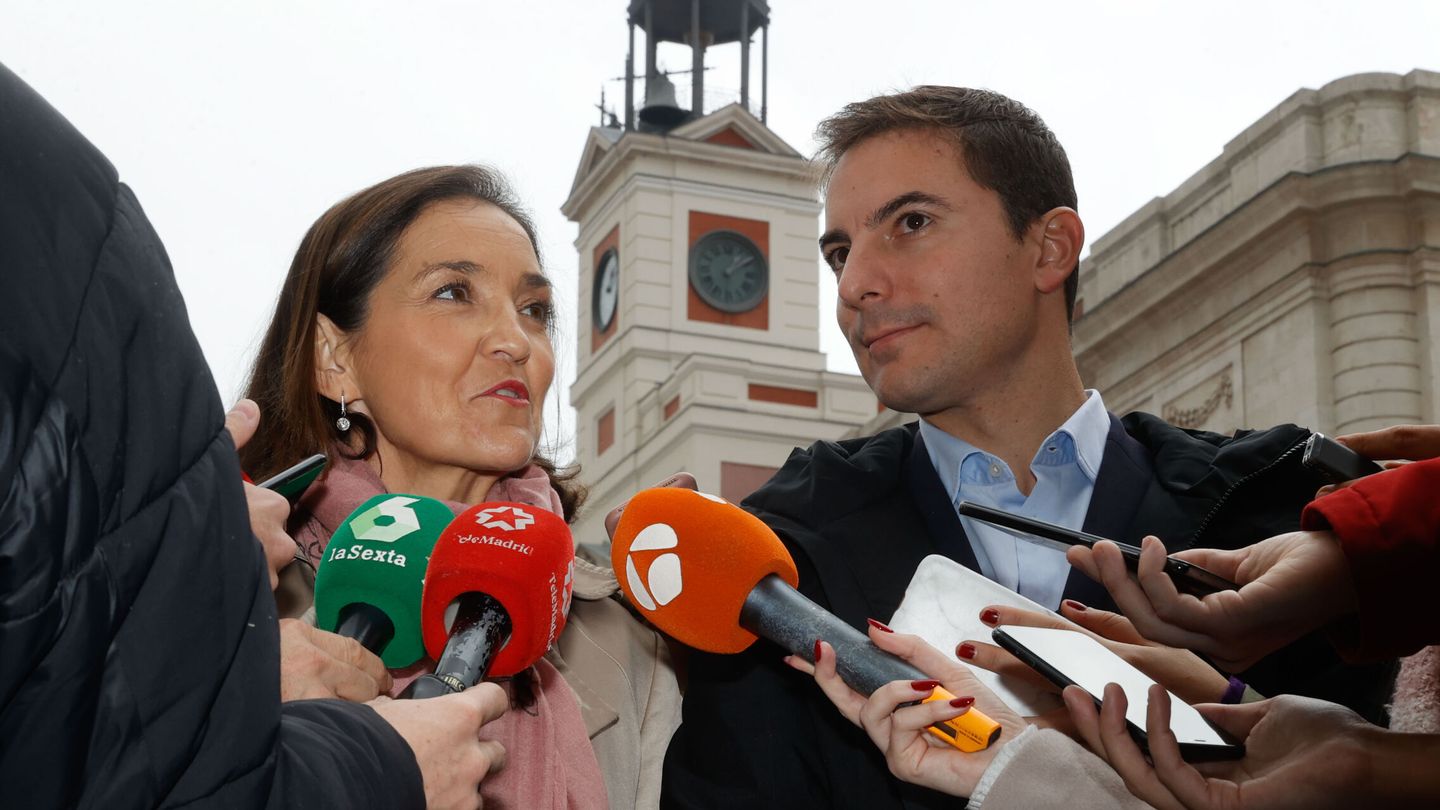 Maroto es la candidata del PSOE a la alcaldía de la capital y Juan Lobato, a la comunidad. (EFE/Juan Carlos Hidalgo)