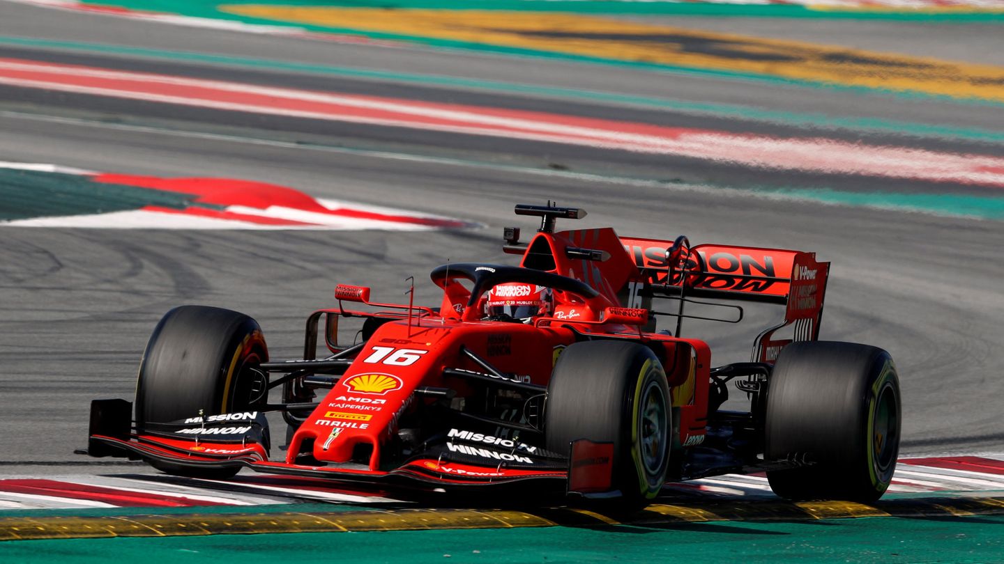 Leclerc en acción con su Ferrari. (Reuters)