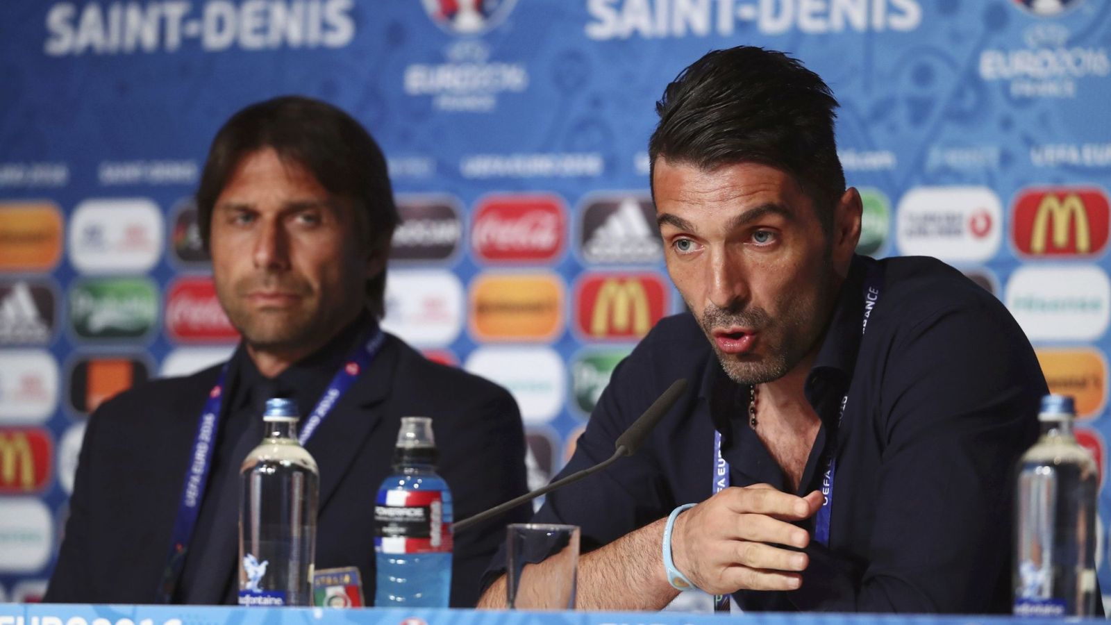 Foto: Conte y Buffon durante la rueda de prensa (Foto: UEFA)