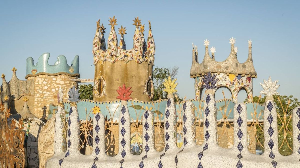 El 'Capricho de Cotrina', la increíble obra de un albañil extremeño que quiere parecerse a Gaudí