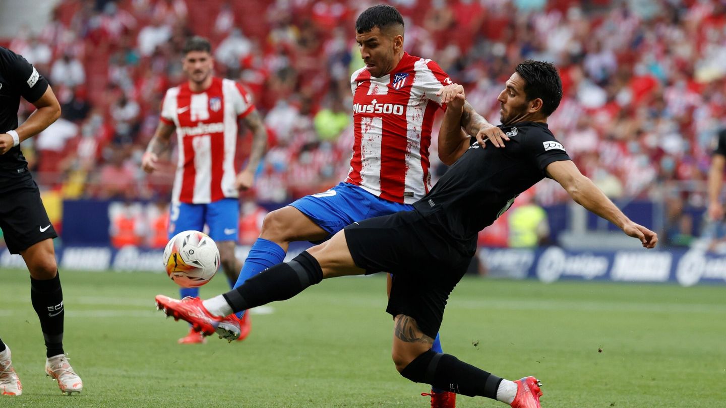 Ángel Correa anotó el tanto de la victoria ante el Elche. (Reuters)
