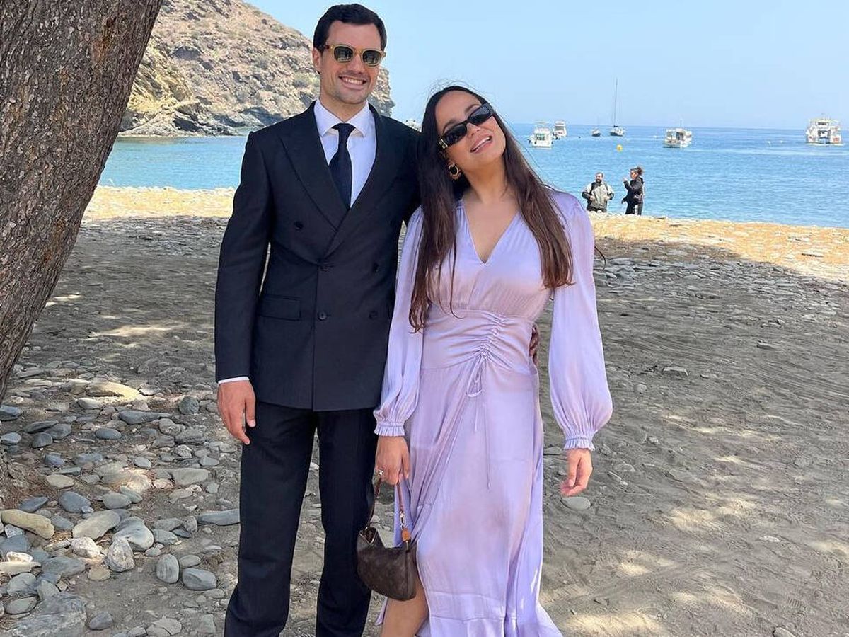 Foto: Carolina Monje y Álex Lopera acuden como invitados a la boda de unos amigos. (Instagram/@carolinamonje.v)