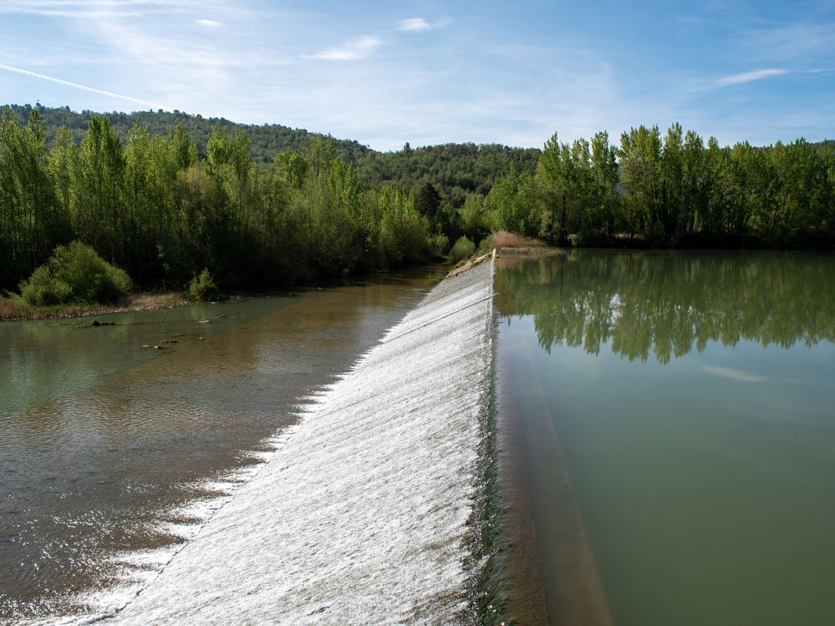 Foto: El canal principal de Urgell cierra por primera vez a causa de la sequía. (EFE.-)