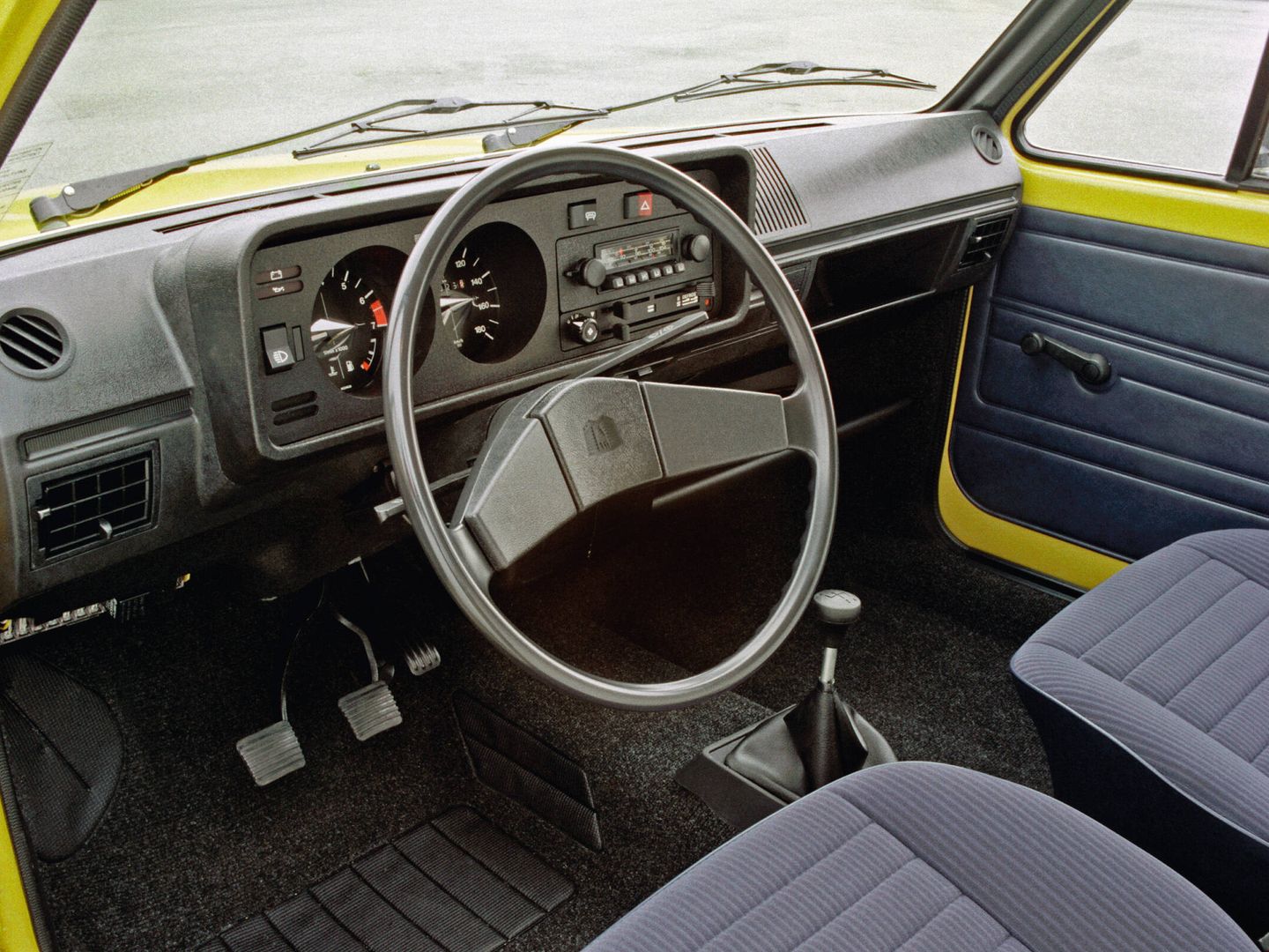 El interior del primer Volkswagen Golf era muy amplio para su recortado tamaño exterior.