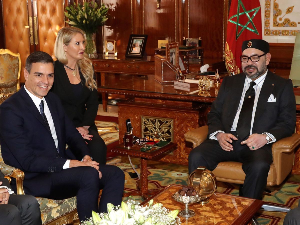 Foto: El presidente del Gobierno español, Pedro Sánchez, y el rey Mohamed VI de Marruecos, en un encuentro de 2018. (EFE/Ballesteros)