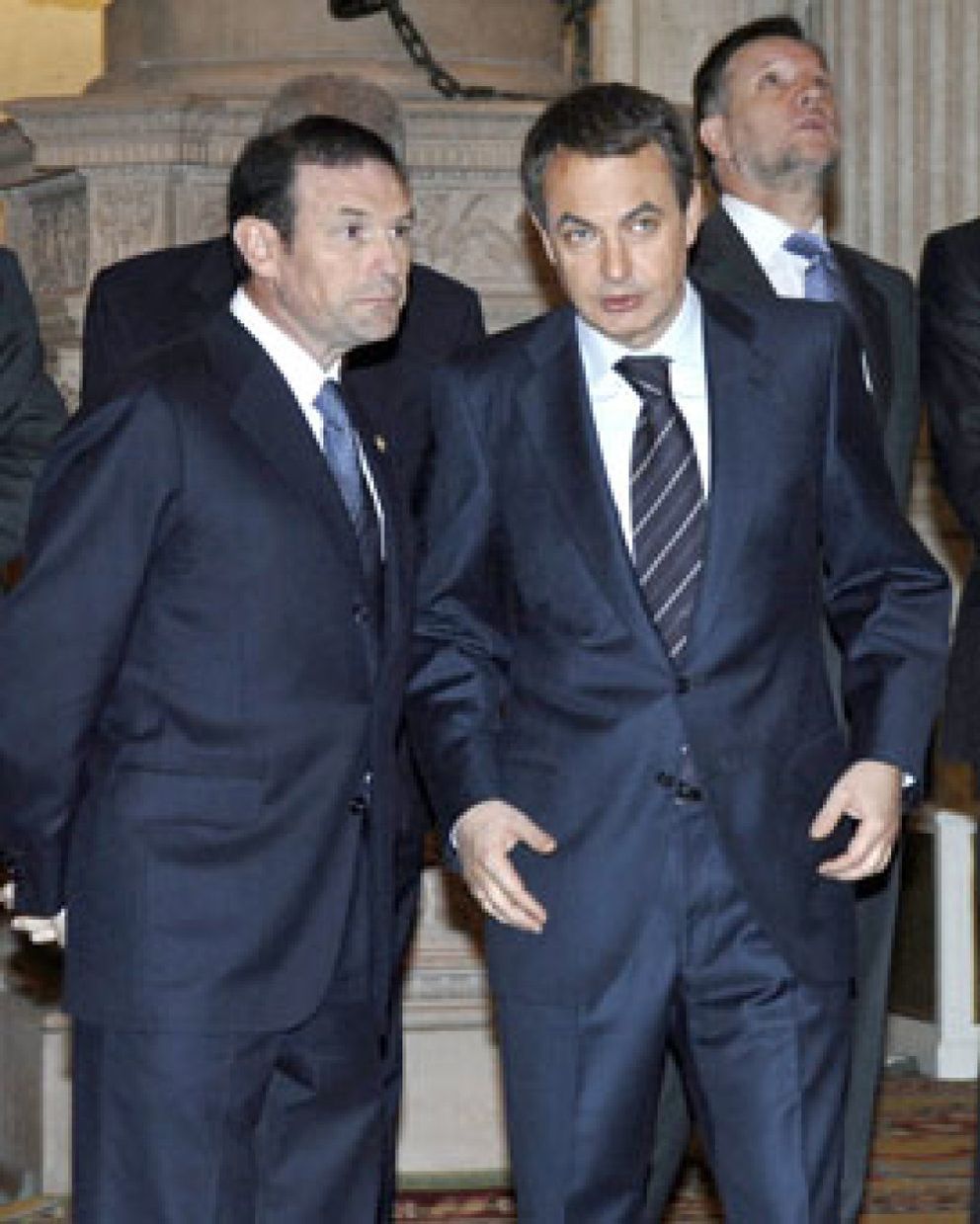 Foto: Nuevo lapsus de Zapatero: se refiere a la bomba de Barajas como “un trágico accidente”