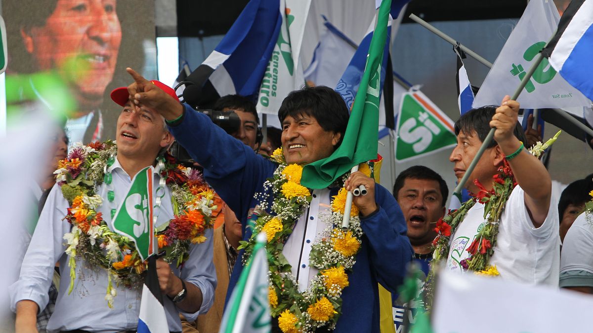 El 'no' a la reelección de Evo Morales gana con el 65,5% de los votos