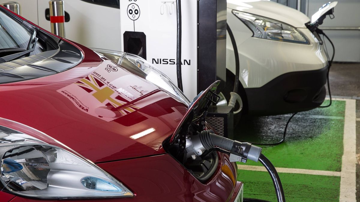 Por qué el coche eléctrico contamina menos que un gasolina y diésel: el estudio definitivo
