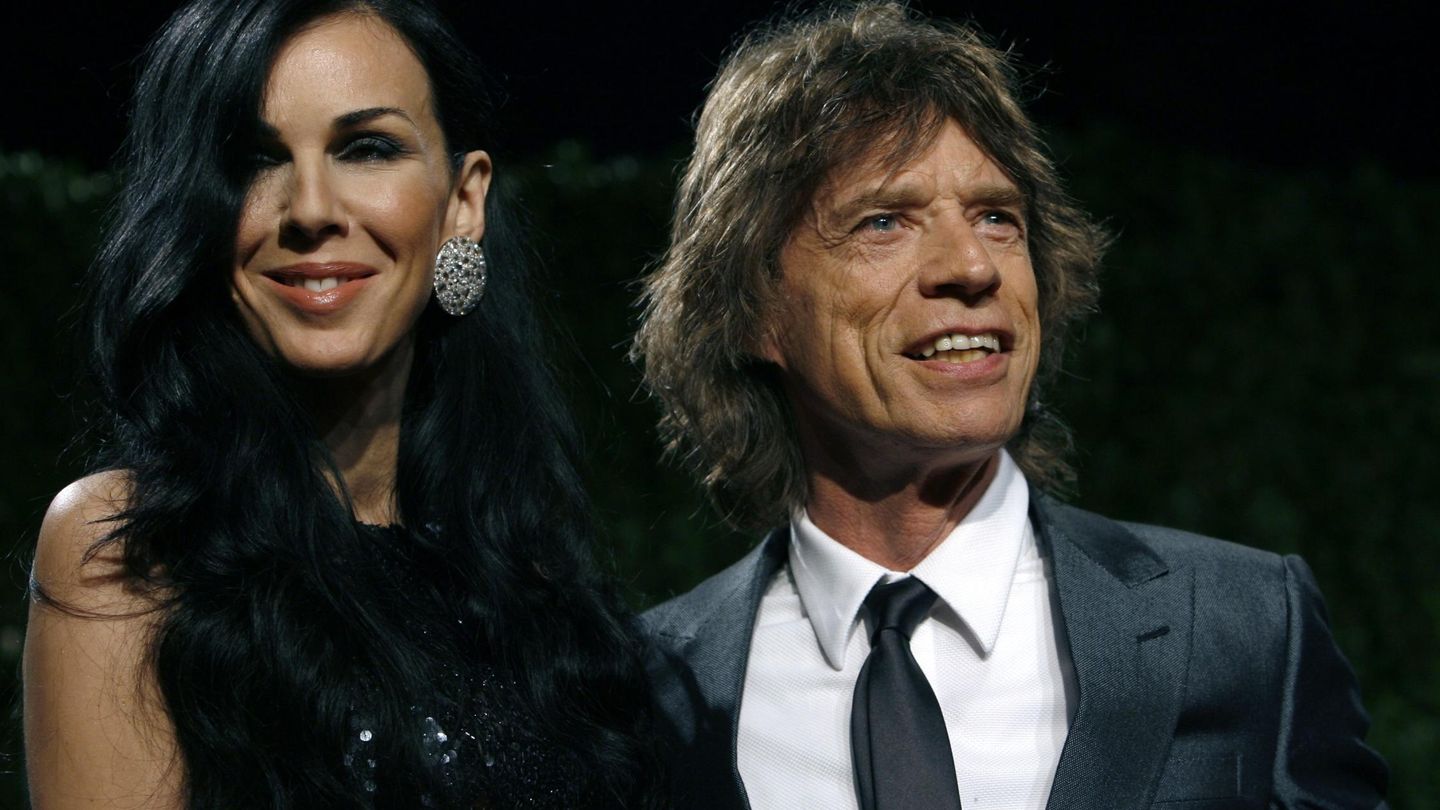 L'Wren Scott y Mick Jagger, en 2009. (Reuters)