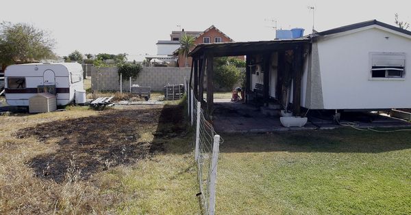 Foto: Vivienda donde ha tenido lugar el incendio. (EFE)