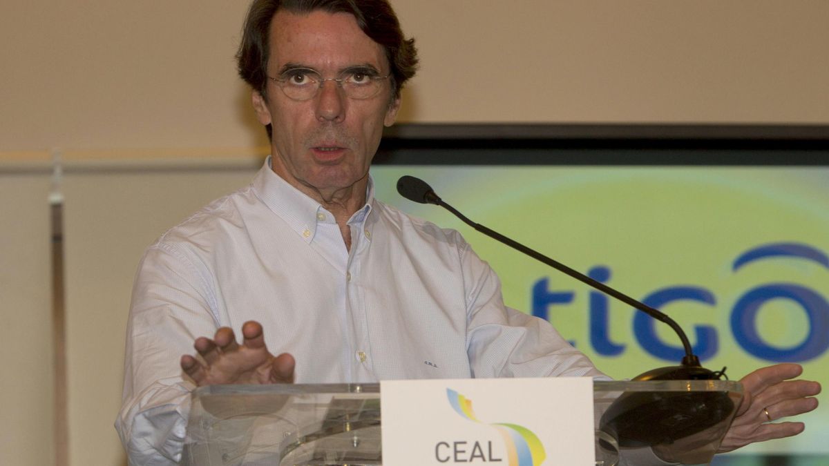 Podemos se querella contra Aznar por acusar al partido de "financiación ilegal"