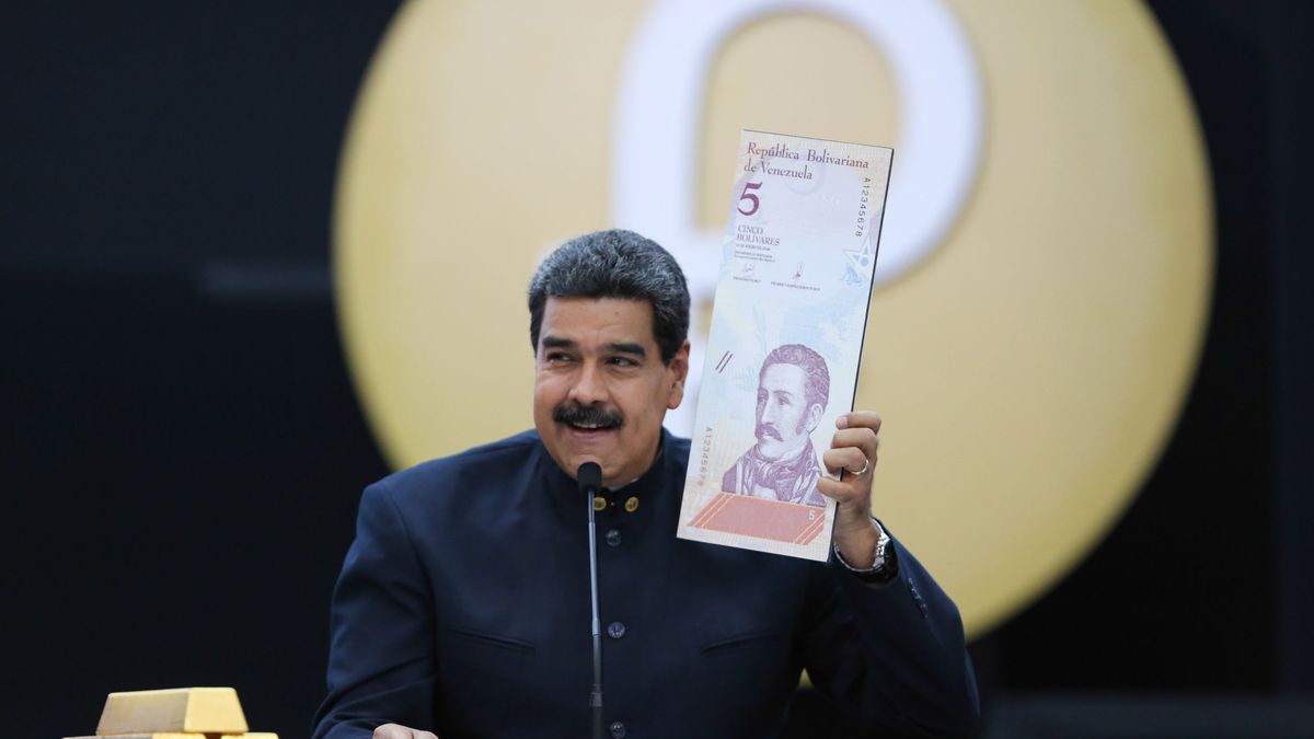Maduro quita tres ceros para frenar la inflación: "Afrontar esto ahora es imposible"