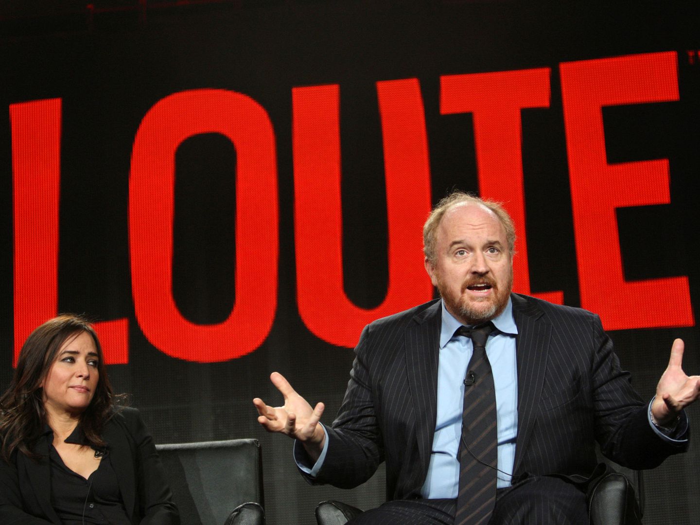 Pamela Adlon y Louis C.K. en el Television Critics Association en California, 2015 (Reuters)