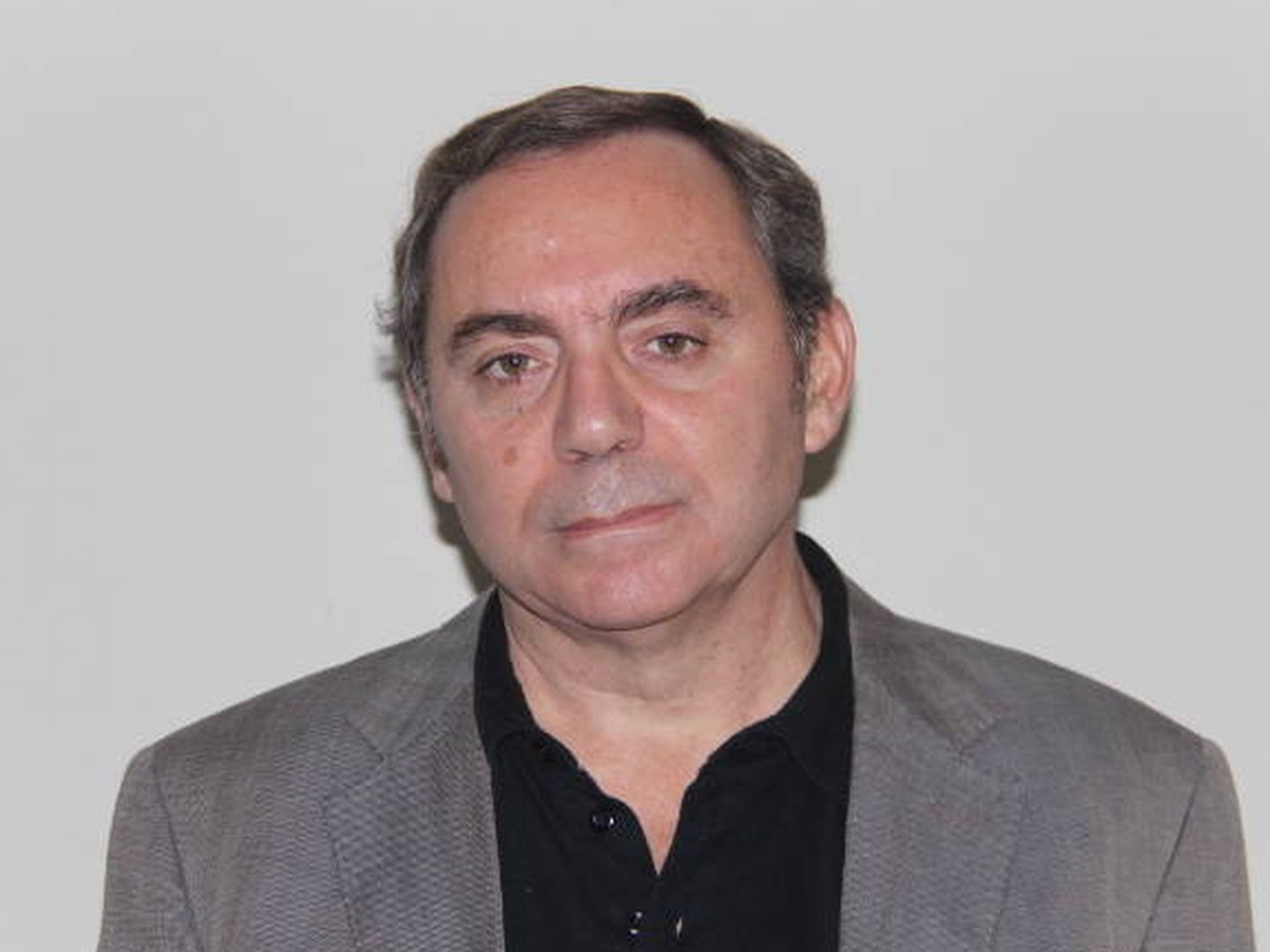 Dr. Antonio Pérez. 