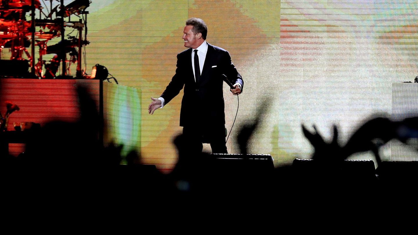 Luis Miguel, durante un concierto ofrecido en Bogotá. (EFE/Leonardo Muñoz)