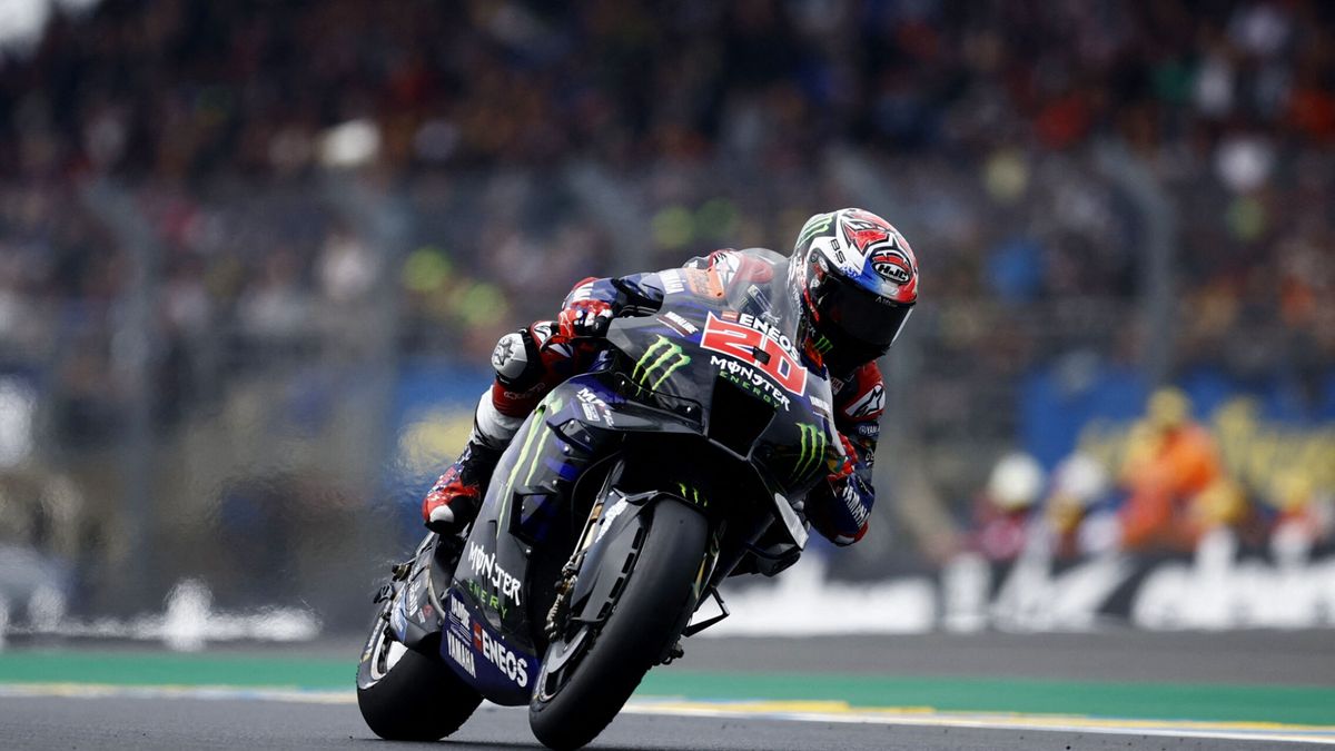 El mal estado de la pista ocasiona 12 caídas entre Moto3, Moto2 y MotoGP