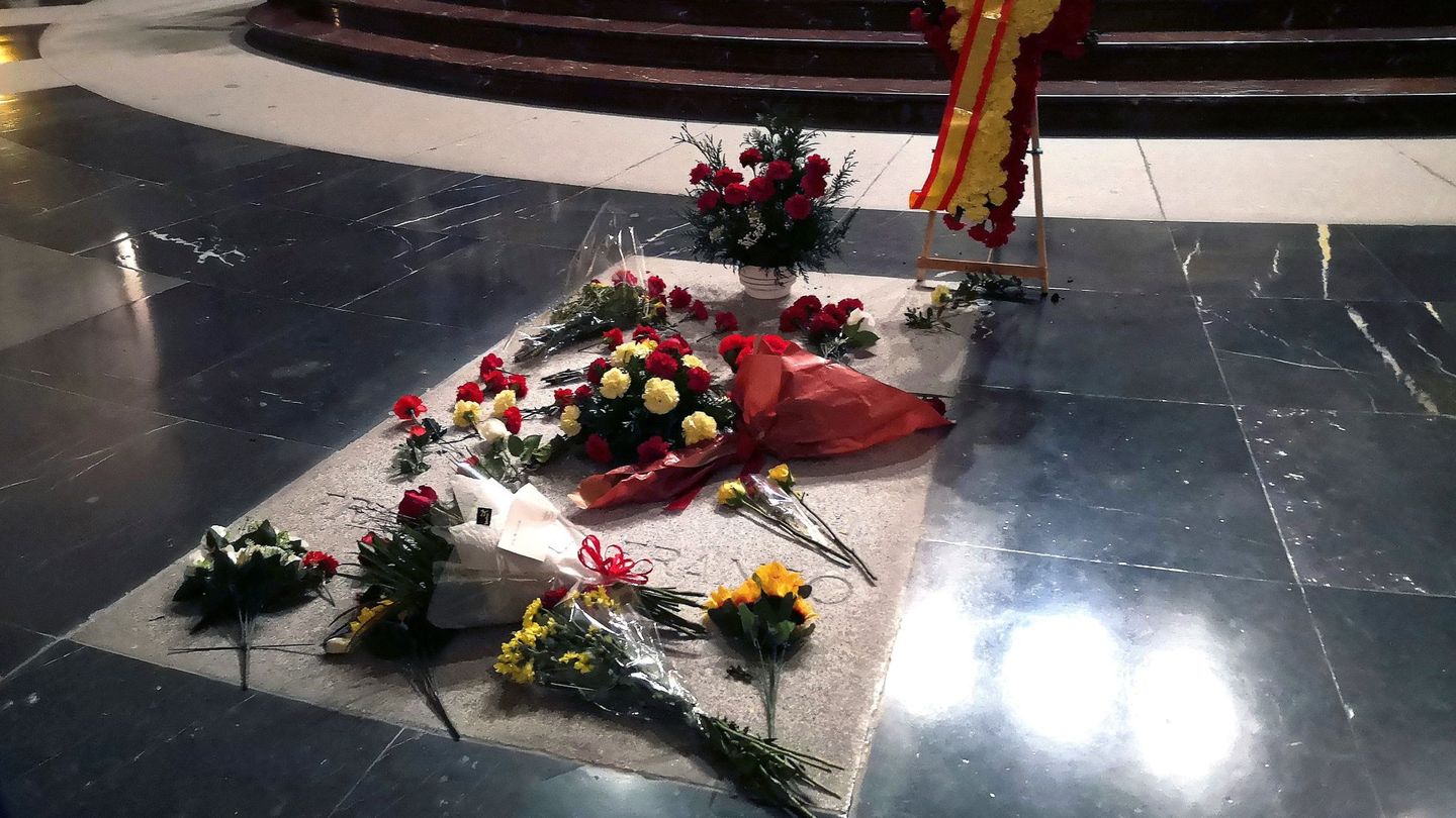 Lugar de la basílica del Valle de los Caídos donde reposan los restos de Francisco Franco. (EFE)