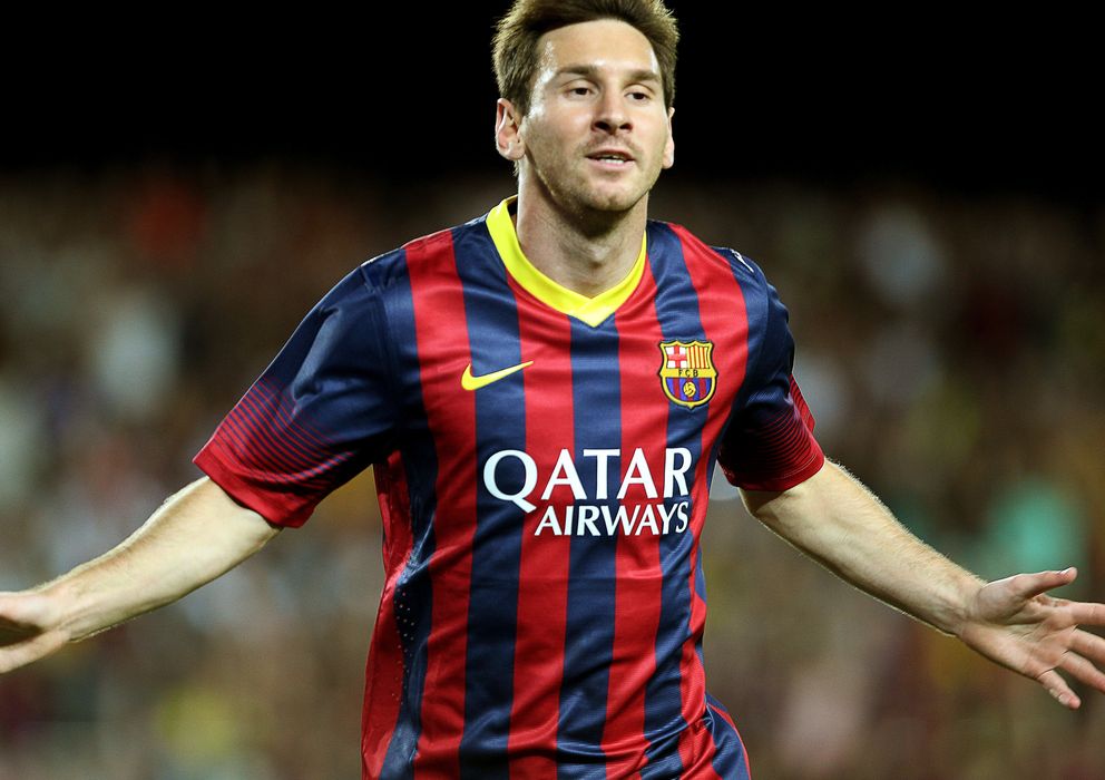 Foto: Messi celebra uno de los ocho goles anotados por el Barcelona (Efe).