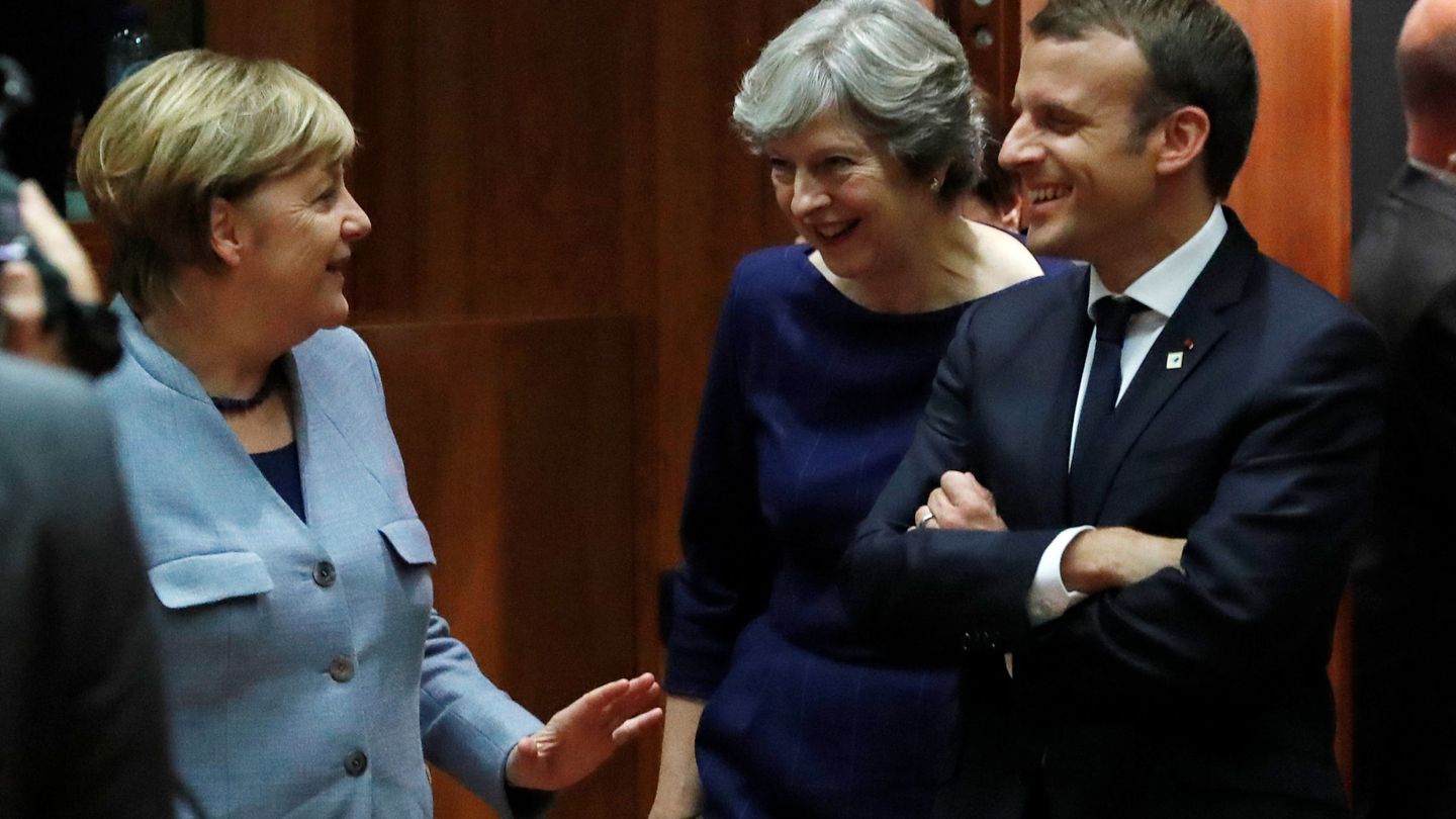 Angela Merkel, Theresa May y Emmanuel Macron, el pasado 19 de octubre en la cumbre europea de Bruselas. (Reuters)