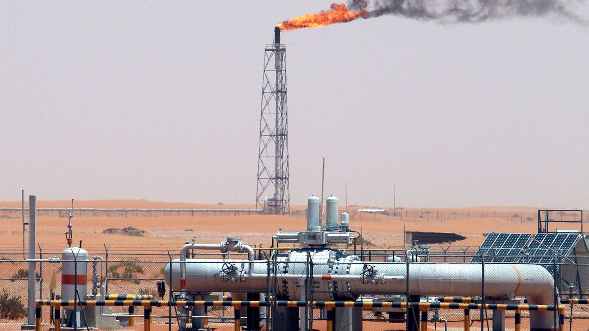 La mayor petrolera del mundo, Aramco, confirma su salida a la Bolsa de Riad