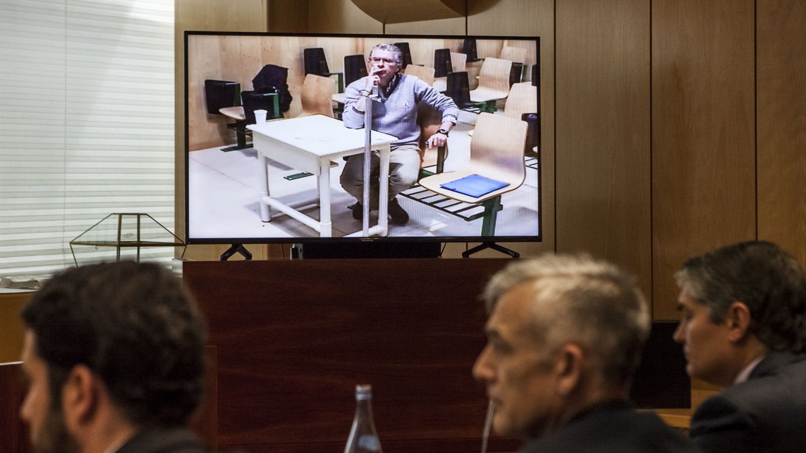 Foto: El exconsejero y exsecretario general del PP ha comparecido este viernes por videoconferencia desde la prisión de Estremera. (Efe) 